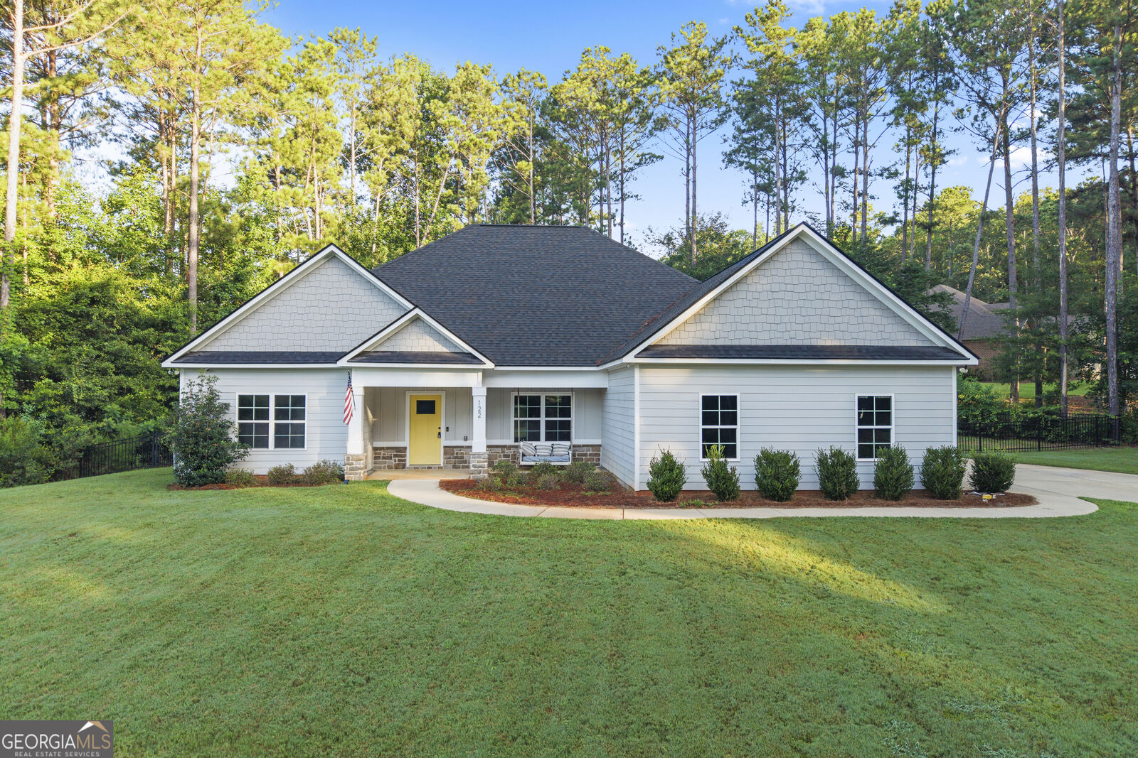Property Photo:  122 Lee Road 2121  AL 36874 