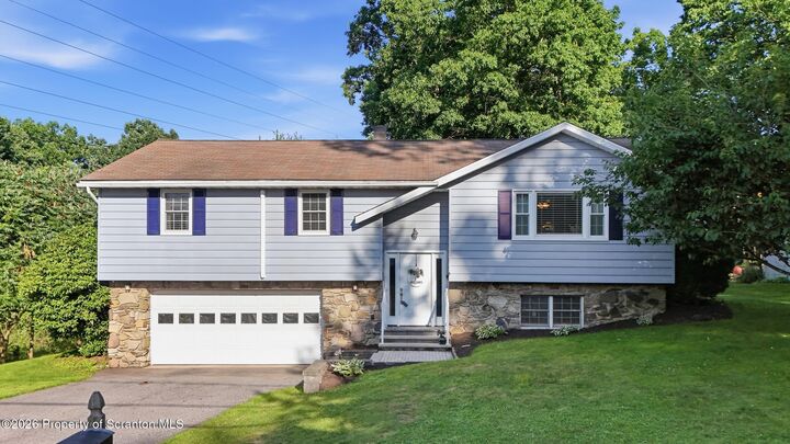 Property Photo:  130 Carol Drive  PA 18411 