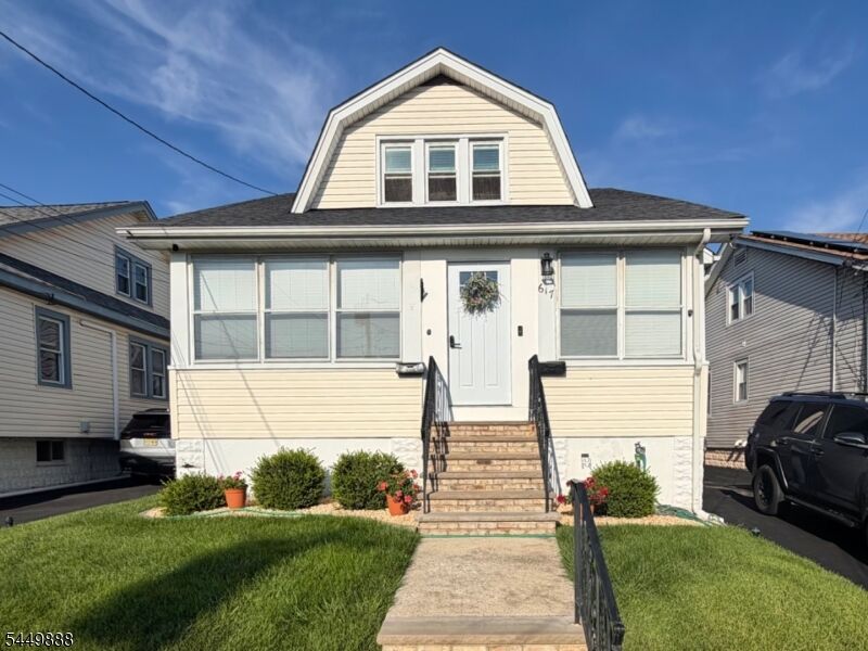 Property Photo:  617 Twain Pl 2  NJ 07083 