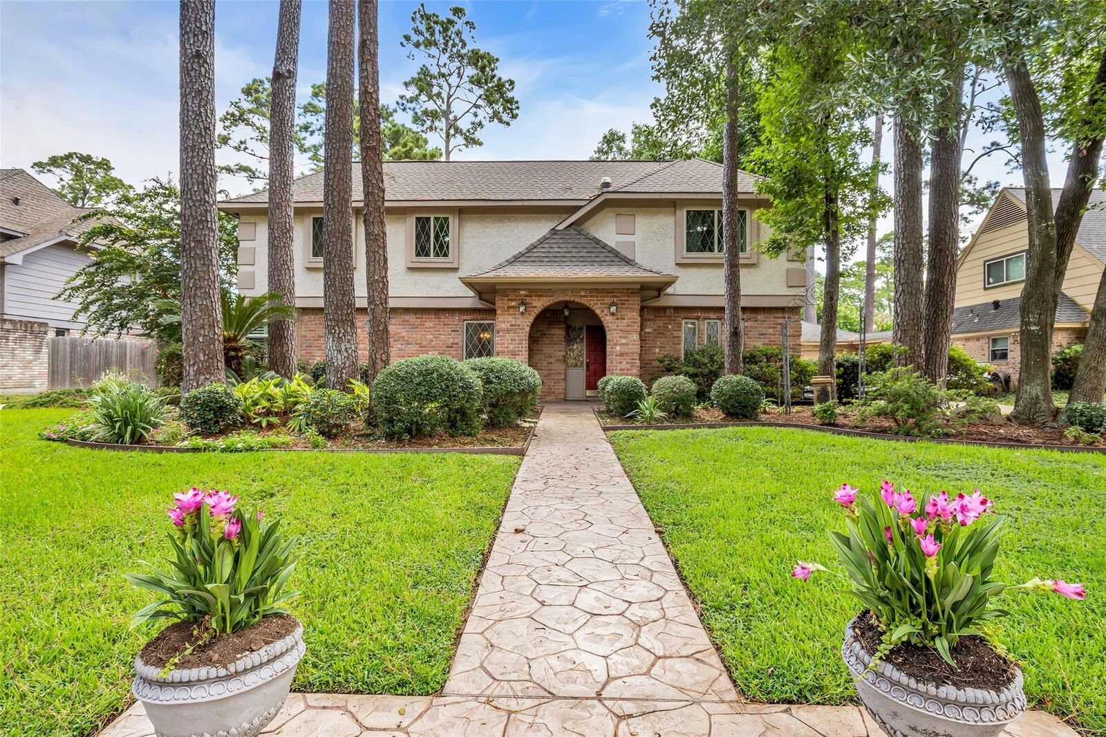 Property Photo: 15018 Rose Cottage Drive TX 77069