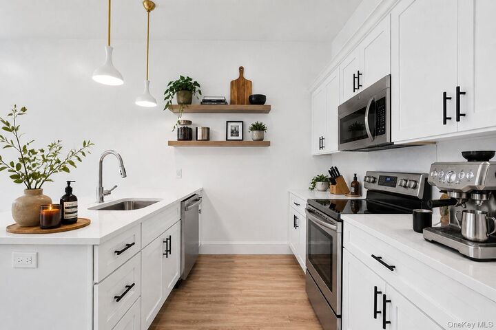 Property Photo:  48 North Street 403  NY 10940 