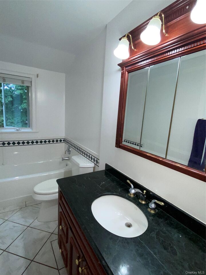 Property Photo:  224 Center  NY 10965 