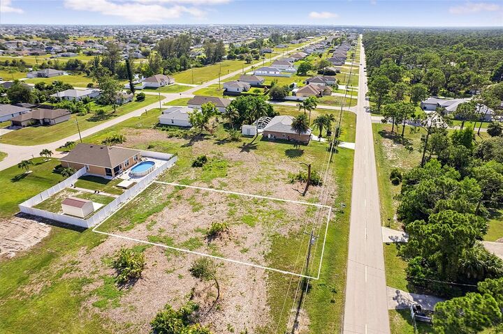 Property Photo:  614 Jacaranda Parkway E  FL 33909 