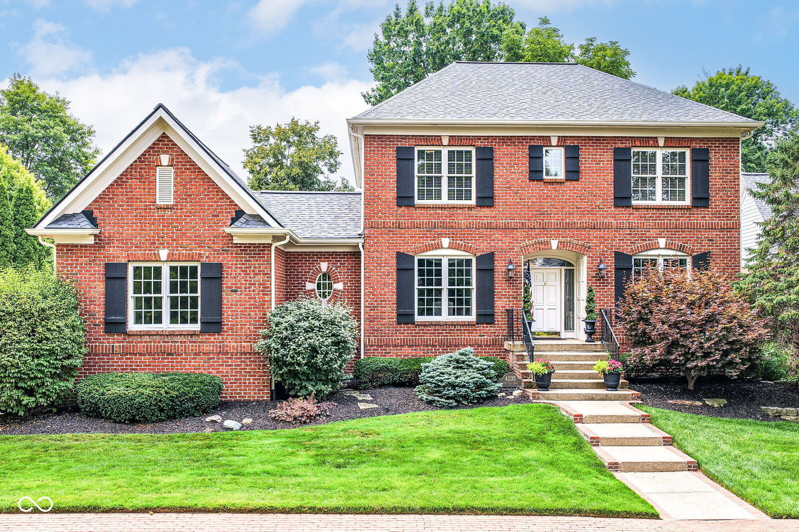 Property Photo: 4235 Heyward Lane IN 46250