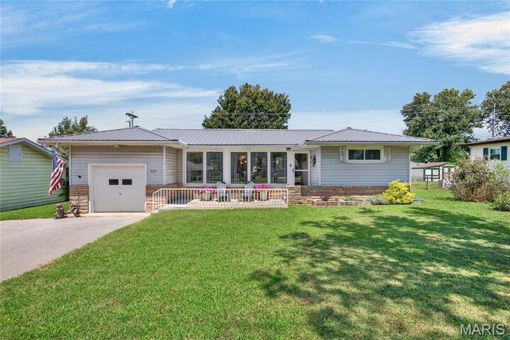 Property Photo: 365 Fairfax Drive MO 65536
