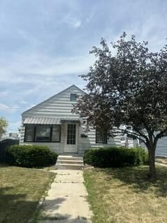 Property Photo:  3261 S 26th St  WI 53215 