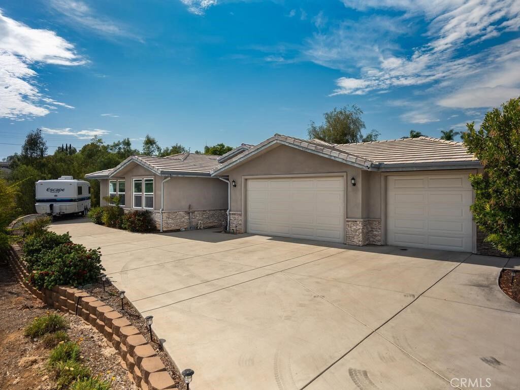 Property Photo: 1406 Devin CA 92028