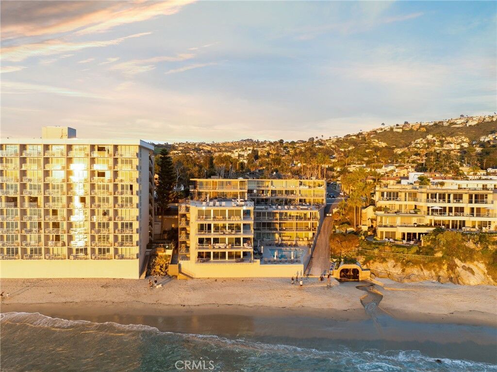 Property Photo:  1585 S Coast 47  CA 92651 
