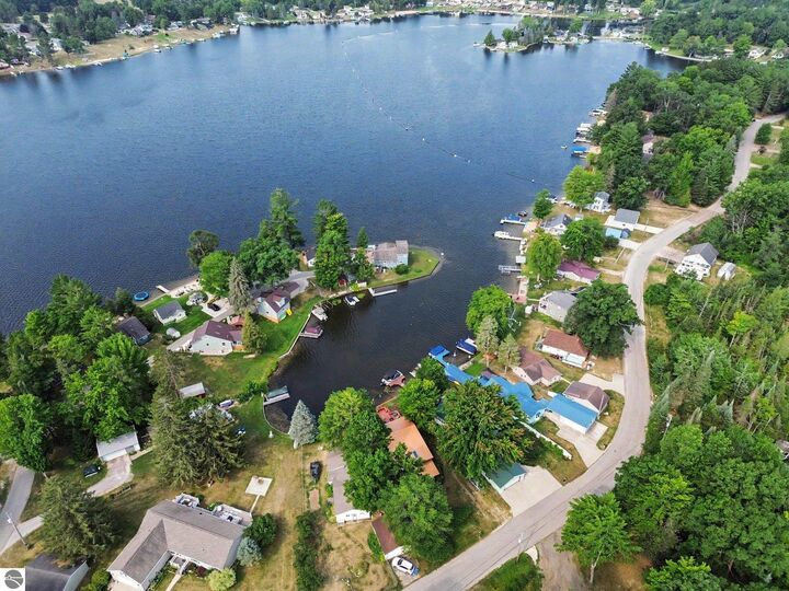 Property Photo:  163 N Scott Drive  MI 48622 