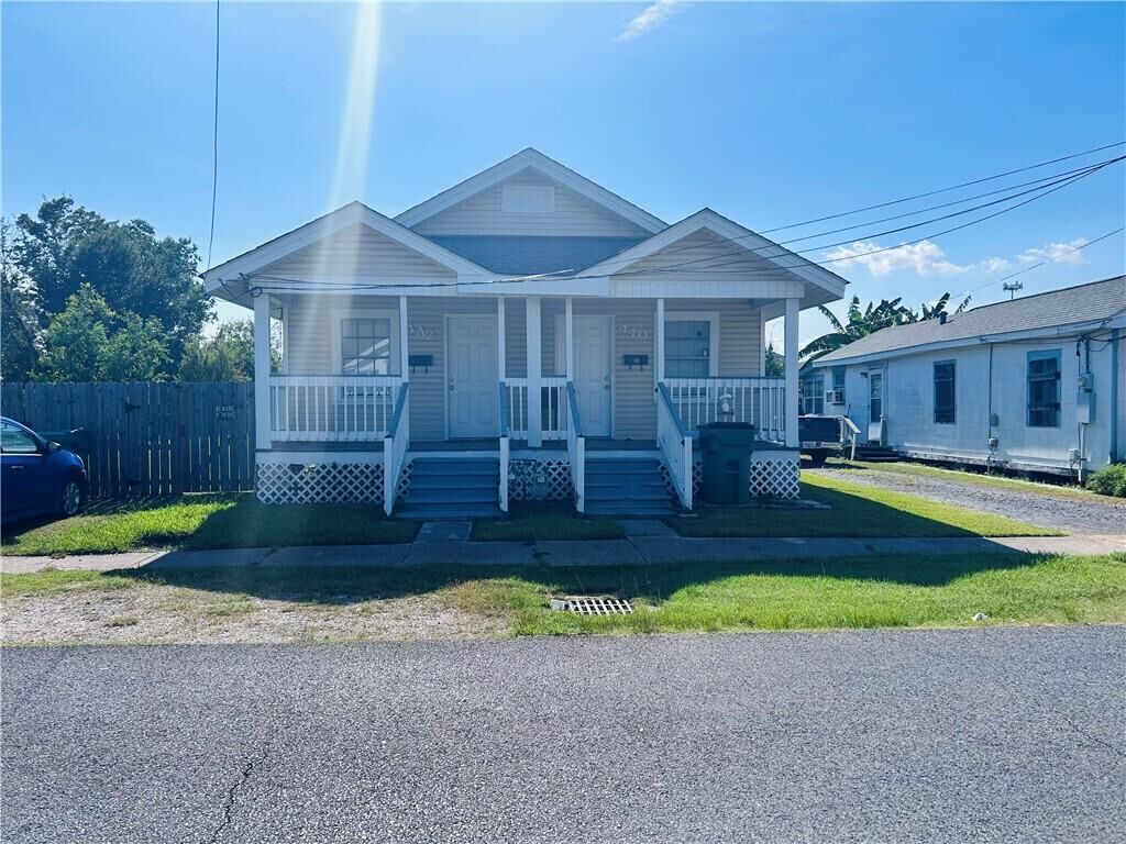 Property Photo:  442 Westwood Drive  LA 70072 