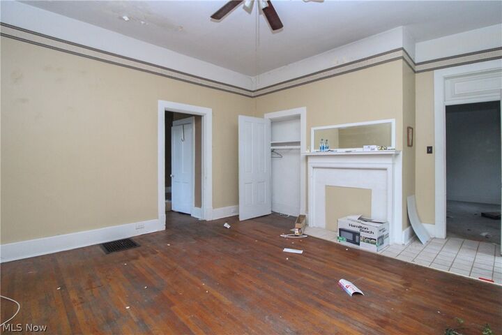 Property Photo: 901 North Street OH 43920