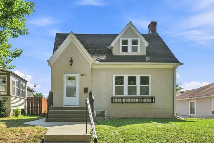 Property Photo: 1500 Vincent Avenue N MN 55411
