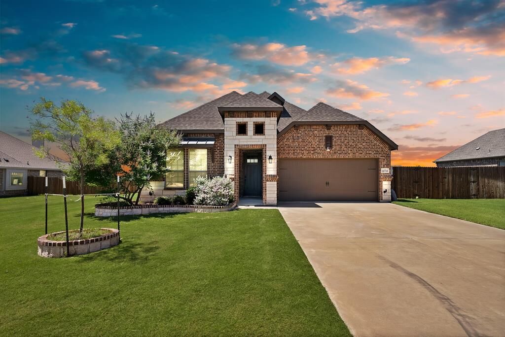 Property Photo:  12713 Panther Creek Drive  TX 76044 