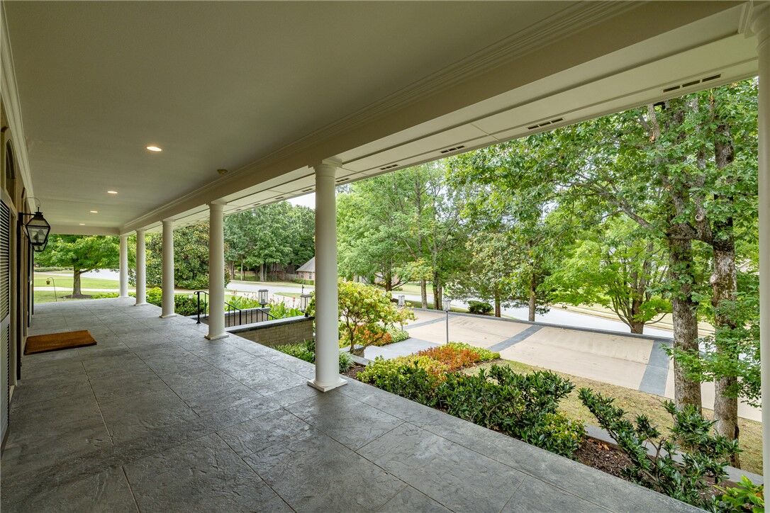 Property Photo: 2935 N Williamsburg Lane AR 72703