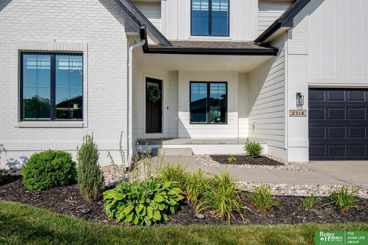 Property Photo: 2318 S 177th Street NE 68130