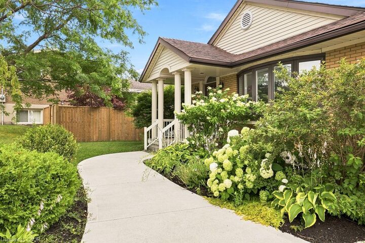 67 Weber Street S — photo 1