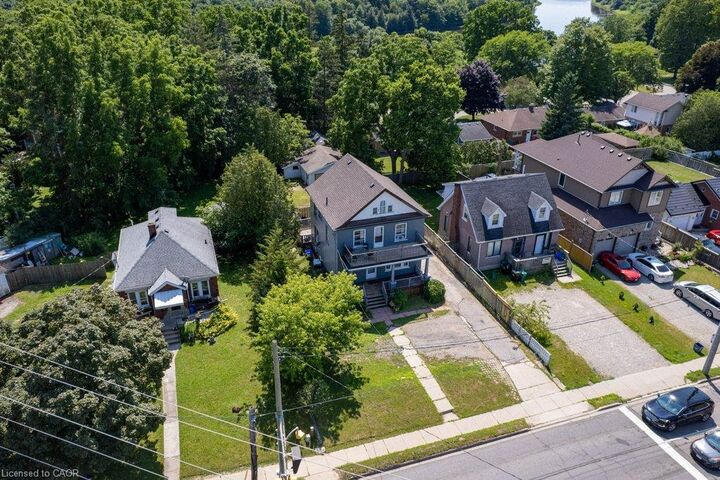 Property Photo:  1798 King Street E  ON N3H 3R8 