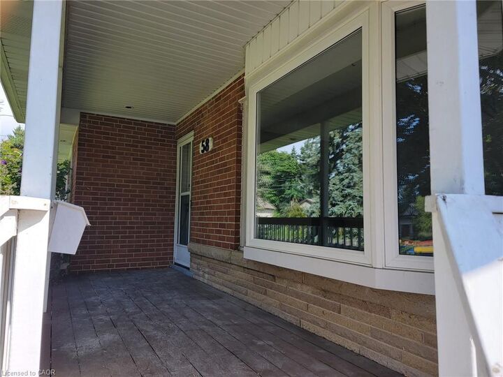 Property Photo:  58 Joanne Court Main  ON L9G 1B1 