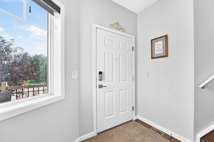 Property Photo:  32 Meadowpark Place  AB T0M 0N0 