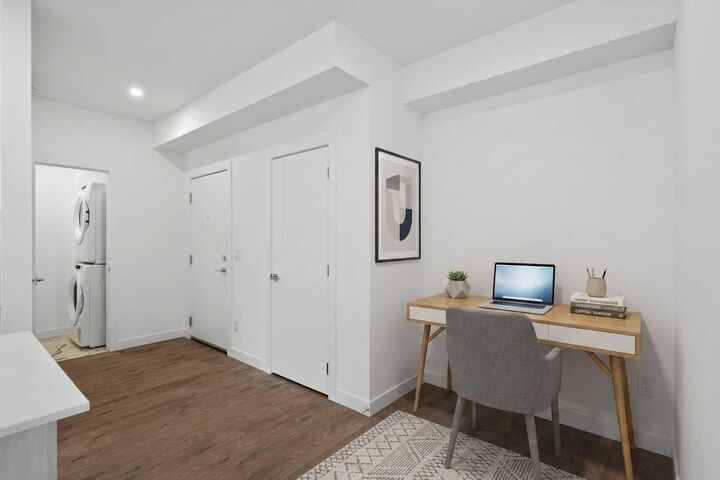 Property Photo:  6 Merganser Drive W 3201  AB T1X 2Y2 