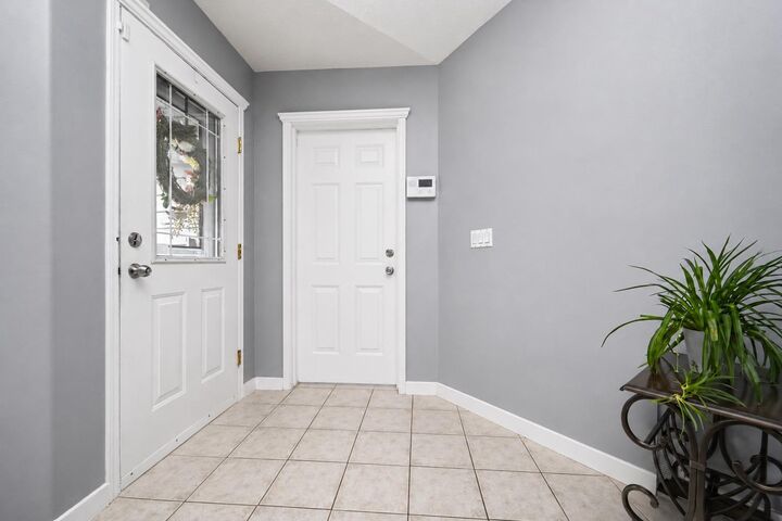 Property Photo:  6029 89 Street  AB T8W 2P3 