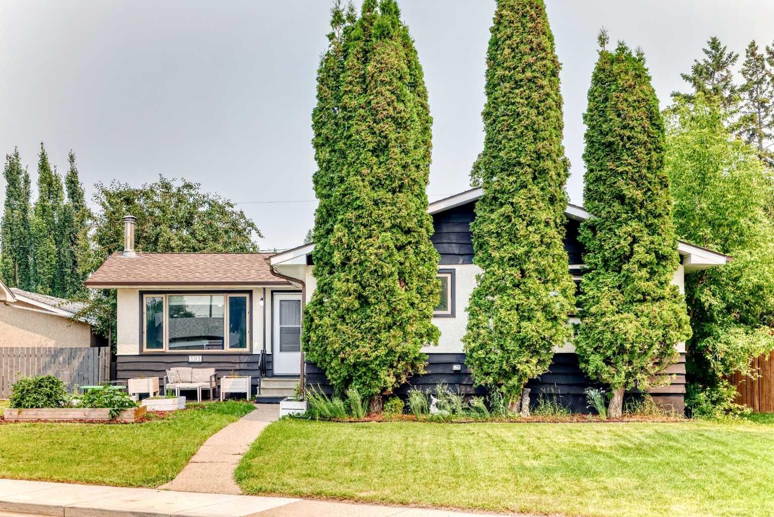 Property Photo: 3313 42A Avenue Close AB T4N 3A5