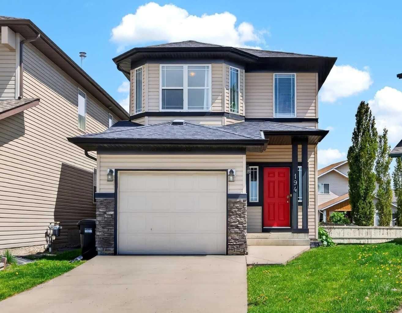 Property Photo:  194 Everoak Gardens SW  AB T2Y 0C6 