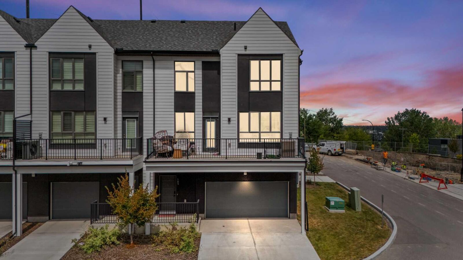 Property Photo:  105 Sovereign Common SW  AB T3C 3Y3 