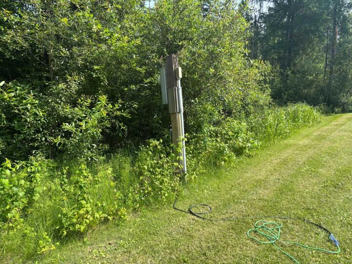 Property Photo:  236 Lakeshore Drive N  AB T9S 1S2 