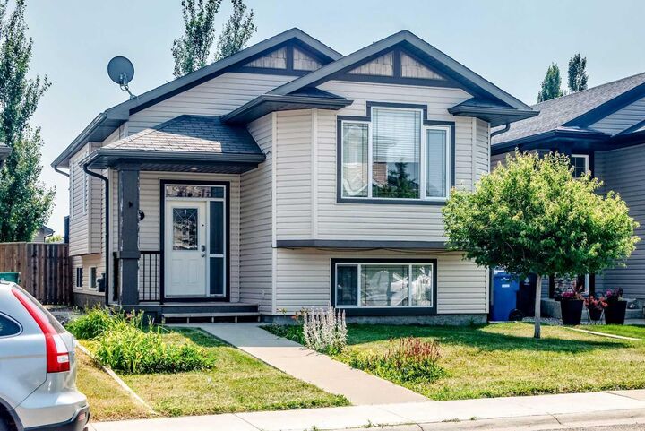 Property Photo:  54 Keystone Terrace  AB T1J 2A1 