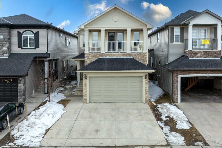 422 Taralake Way NE — photo 1
