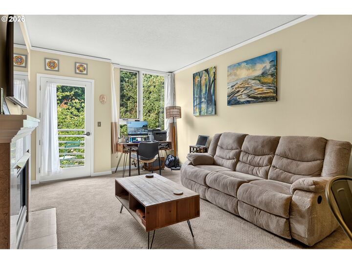 Property Photo:  1132 SW 19th Ave 309  OR 97205 