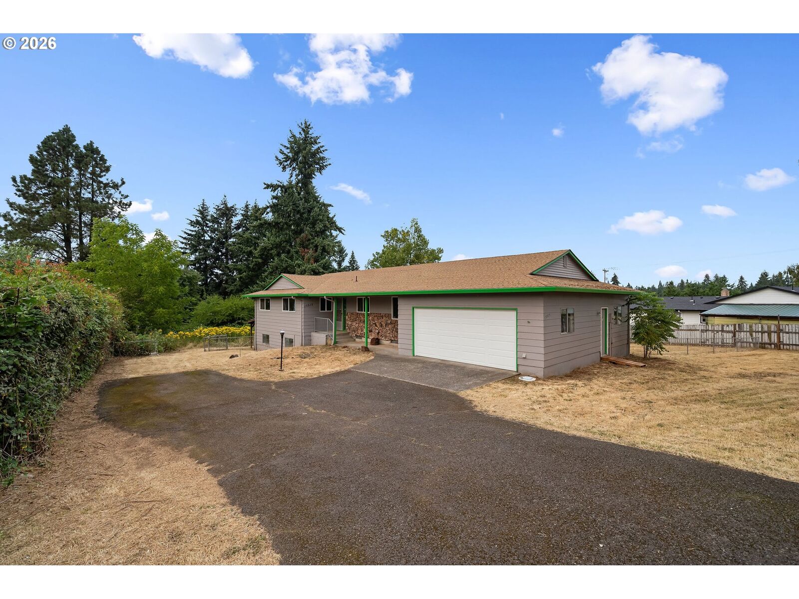 Property Photo:  15515 Henrici Rd  OR 97045 