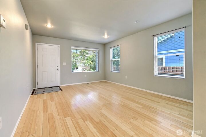 Property Photo: 1608 E 66th WA 98404