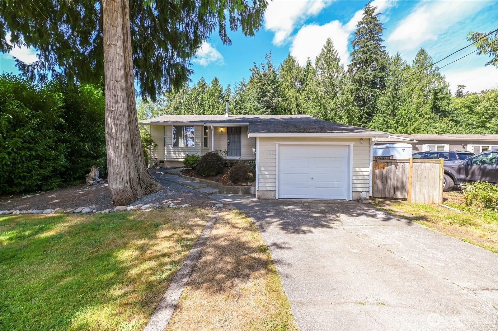 Property Photo: 16420 W Lake Goodwin Road WA 98292