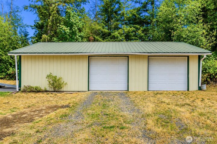 Property Photo:  41 E Effie Prosser Road  WA 98584 