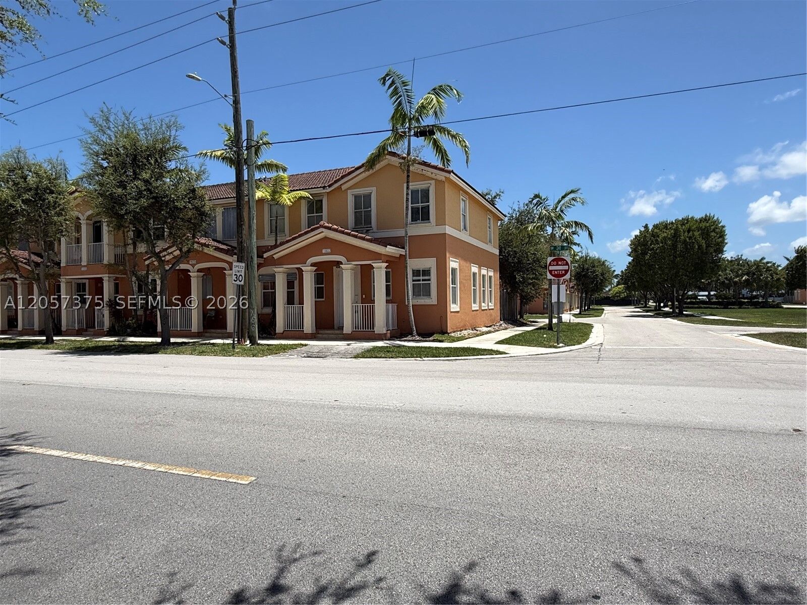 Property Photo:  10852 SW 240th St  FL 33032 