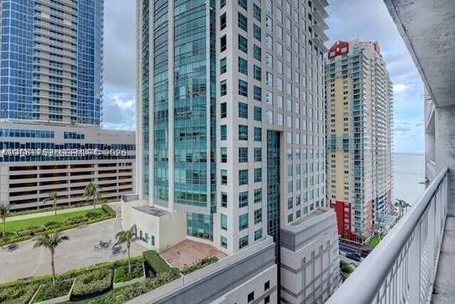 Property Photo: 1200 Brickell Bay Dr 1822 FL 33131