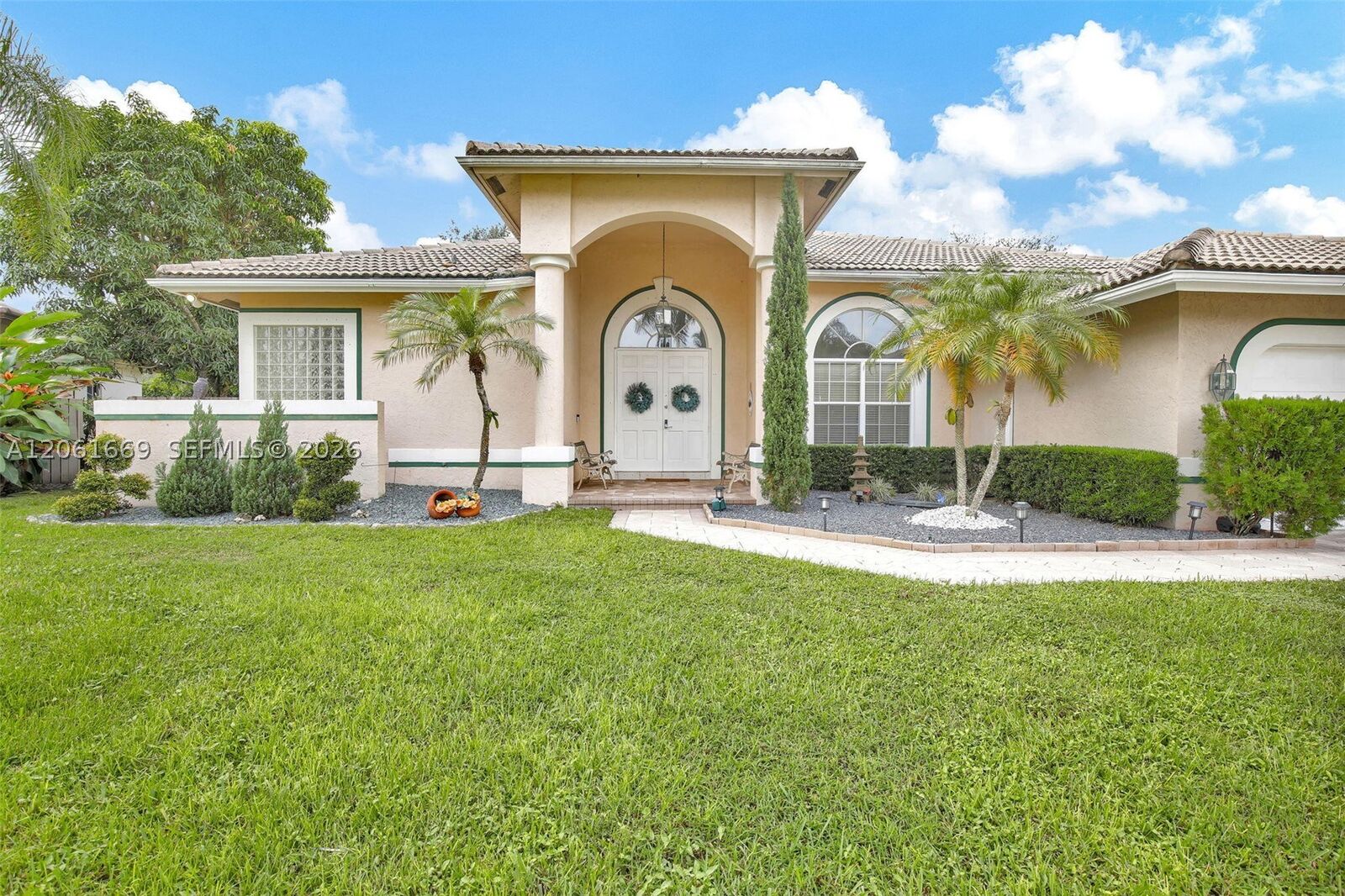 Property Photo: 351 NW 110th Ave FL 33324