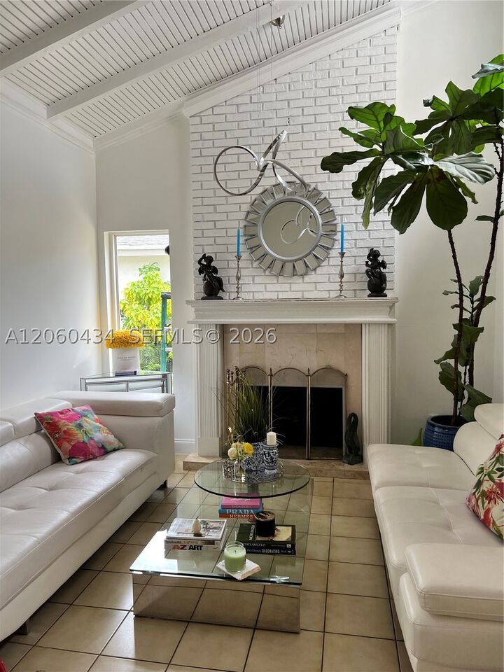 Property Photo:  13656 SW 117th Ln 13656  FL 33186 