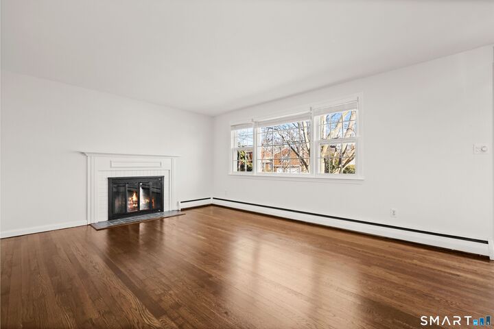 Property Photo:  111 Mayweed Road  CT 06824 