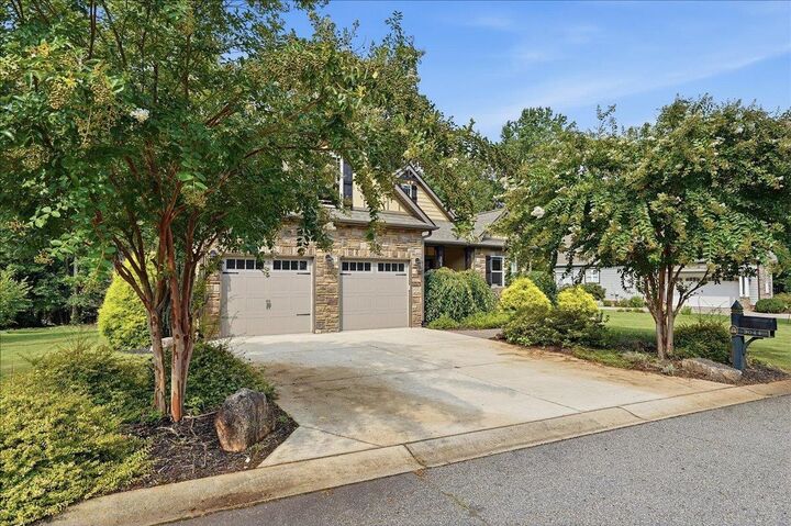 Property Photo:  3044 English Cottage Way  SC 29316 