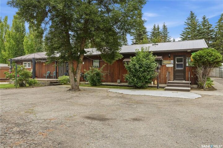 Property Photo:  4 Pine Street  SK S0G 2Y0 
