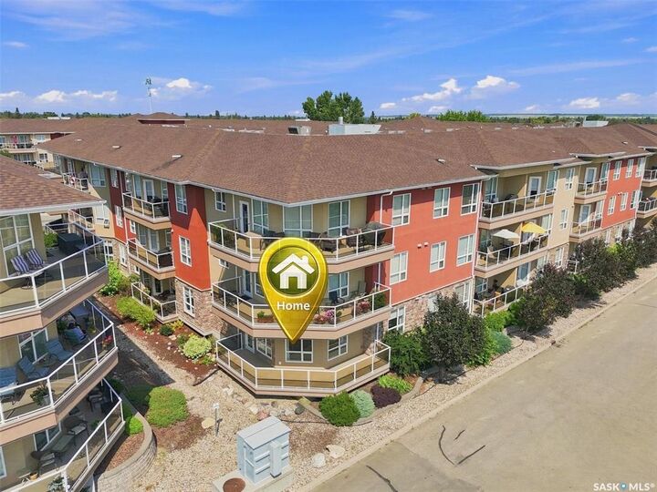 Property Photo: 1025 Moss Avenue 116 SK S7H 4C7