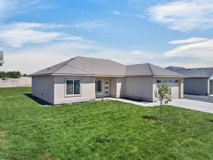 Property Photo:  101 Olivera St.  WA 98930 