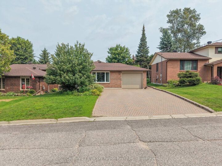 Photo de la propriété:  113 Sable Crescent  ON P1A 3X6 