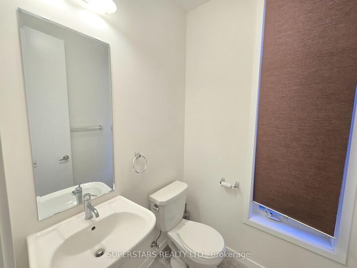 Property Photo:  28 Armillo Place  ON L6E 0V4 