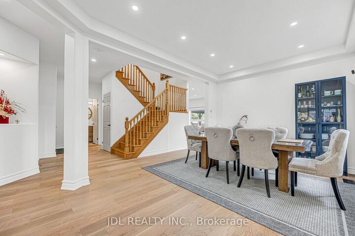 Property Photo: 69 Summerset Drive ON L4N 0B1