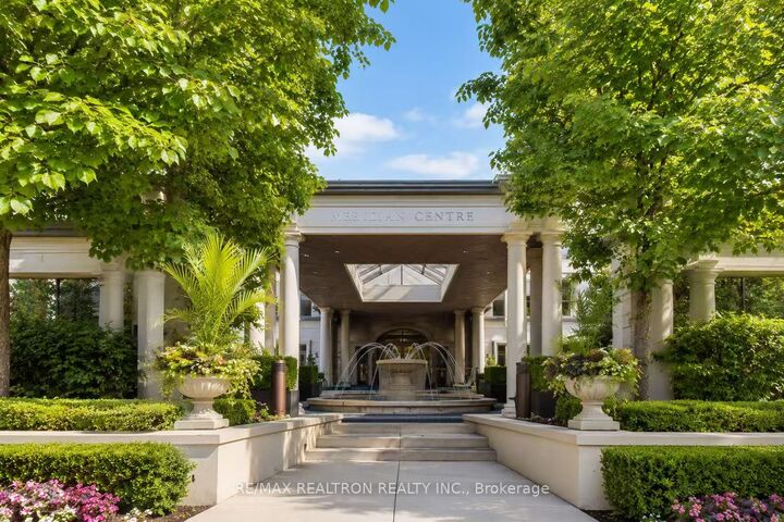 Property Photo: 80 Harrison Garden Boulevard 1019 ON M2N 7E3