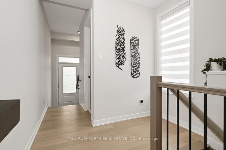 Property Photo: 11 Pumice Place ON K2J 7H4